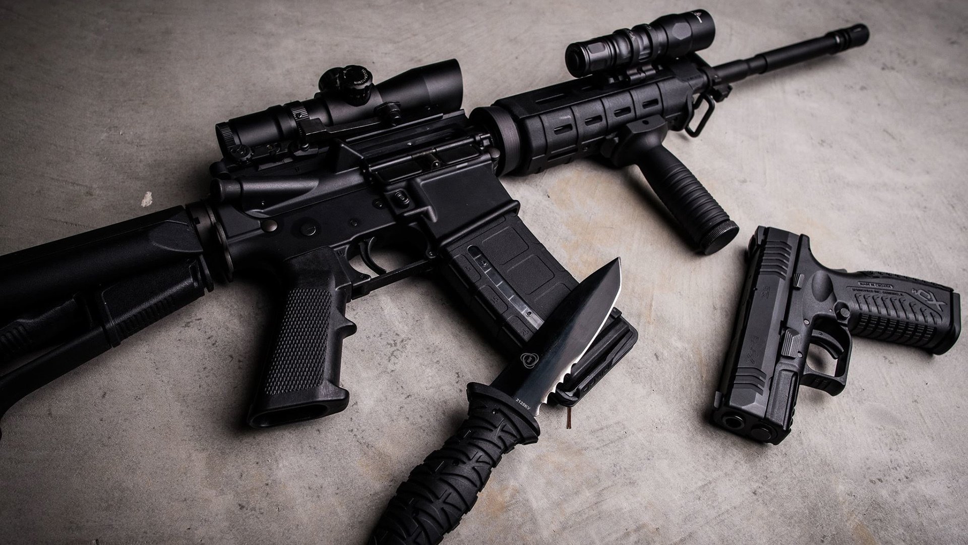 中距离蛙泳选手体能管理见长，蛙泳比赛泳距