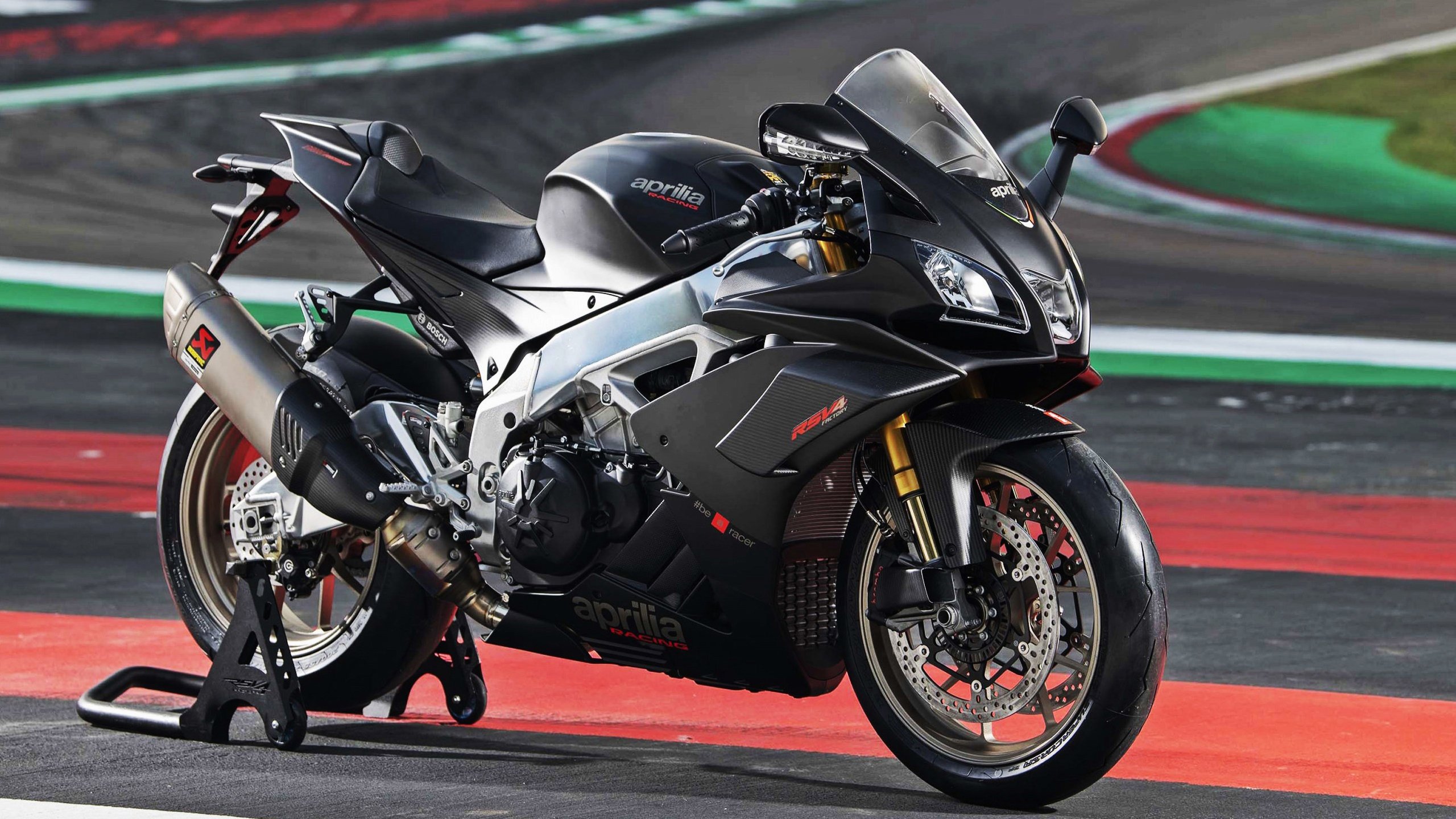 新疆男篮新赛季注重培养后备力量提升竞争力，新疆男篮现在集训情况如何