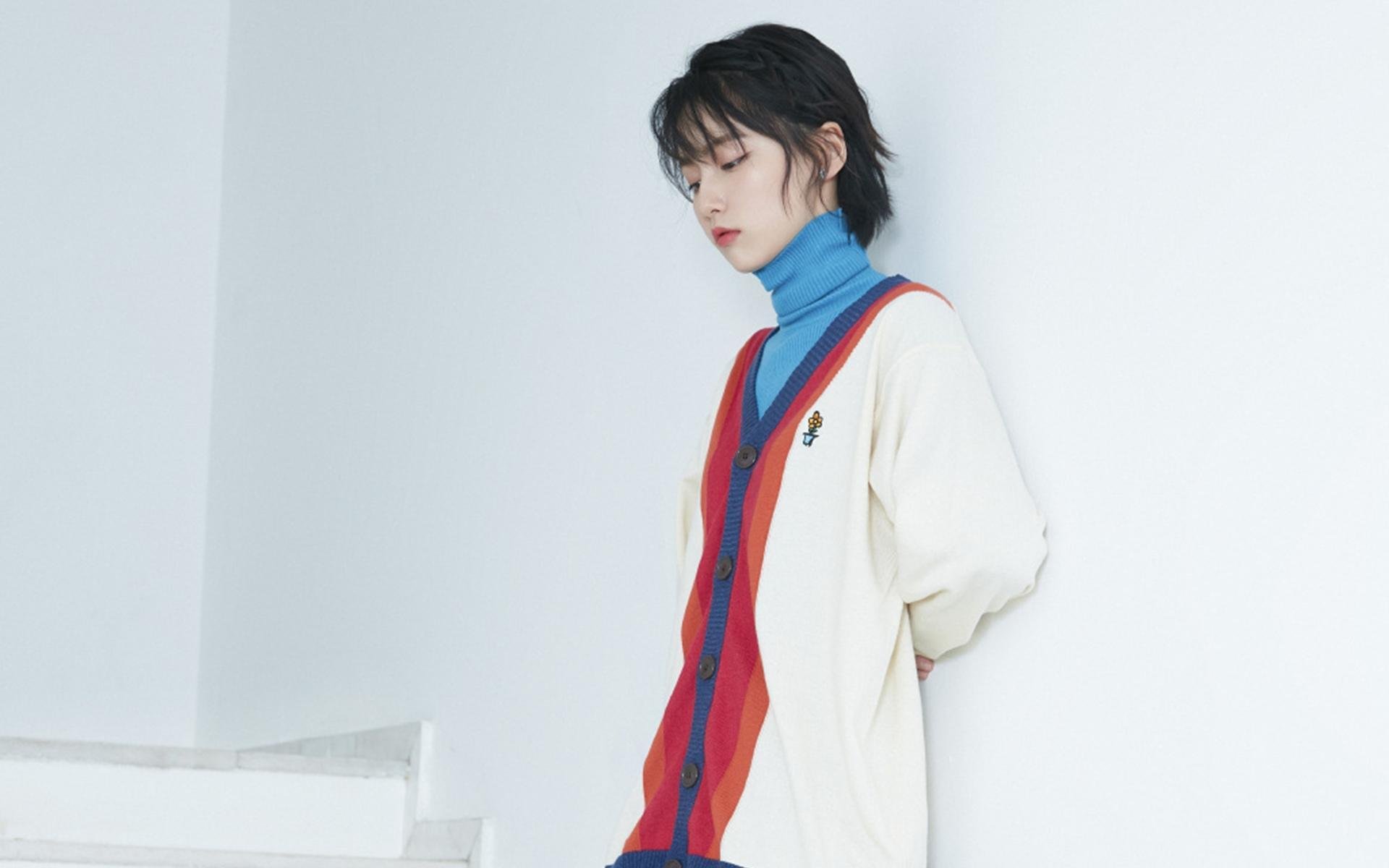 湖人训练营采访环节气氛轻松队员笑容不断,湖人队赛后采访